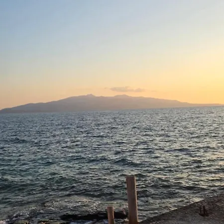 Ionian Seaview 11 Bougainville *